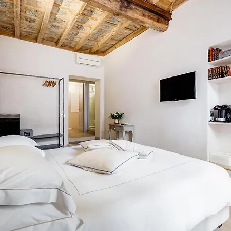Frattina27 Guest house 3*