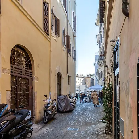 Deluxe - Campo Dei Fiori Appartamento