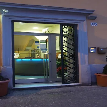 Hostel San Lorenzo *