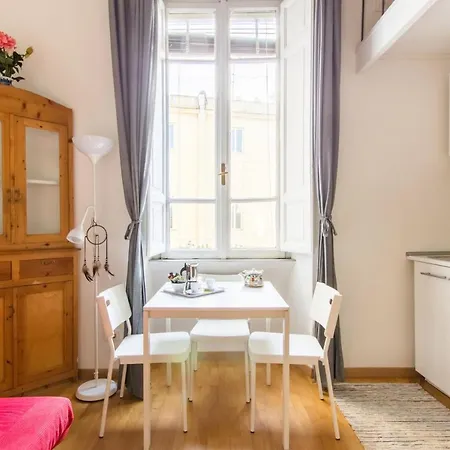 Cairoli Interno 9b Apartment *