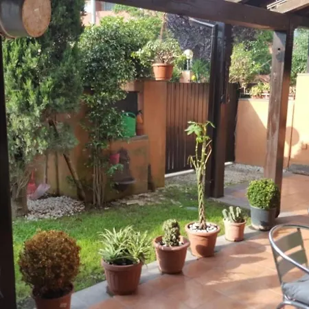 Luxury 3-bedrooms Near The Sea In * Rome