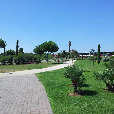 Villa Luxury 3-bedrooms Near The Sea In