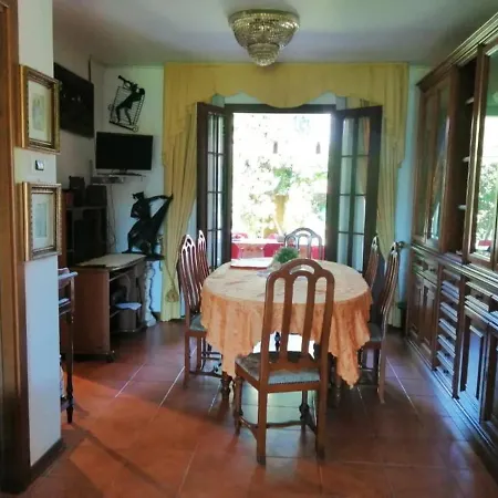 Luxury 3-bedrooms Near The Sea In Villa *