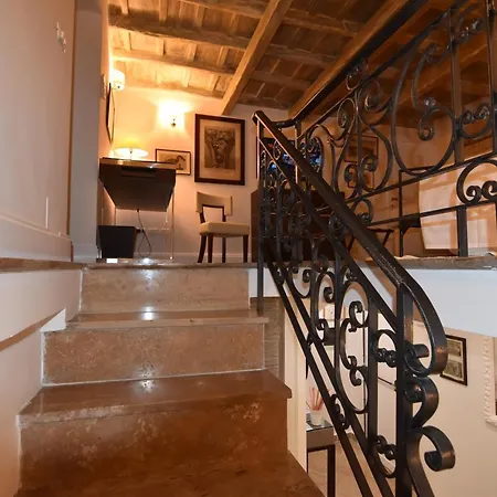 Babuino 79 Apartmanhotel Róma