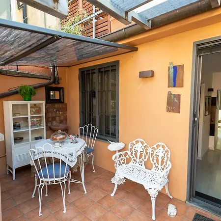 Banchi Nove, Penthouse Full Of Light And Silence Apartment