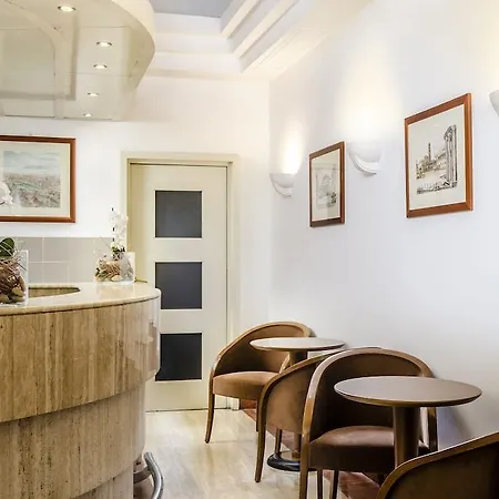 Hotel Exe Domus Aurea
