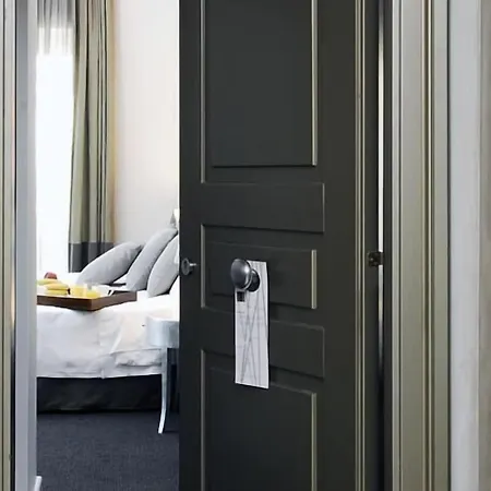 The Opera Hotel 3*
