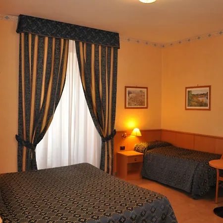 Orlanda Hotel