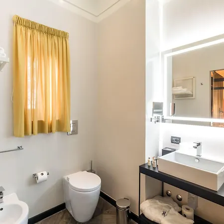 The H'all Tailor Hotel