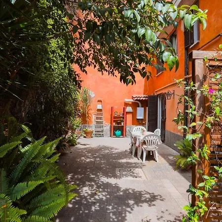 Orti 27 Garden - Trastevere Appartement *