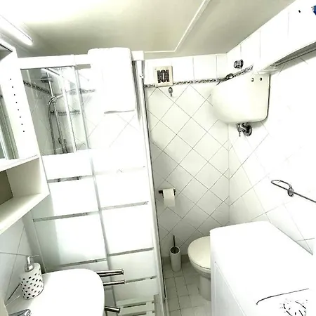 Hello Apartment *