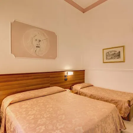 Hotel Martini 3*