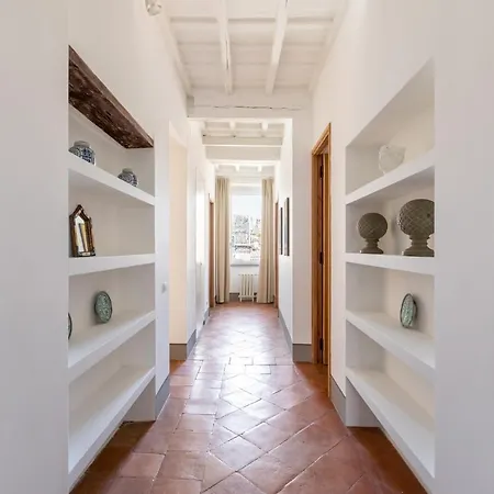 Iflat Campo Dei Fiori Stylish Apartment Rome