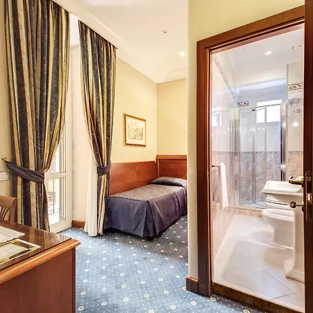 Otel Artorius 2*