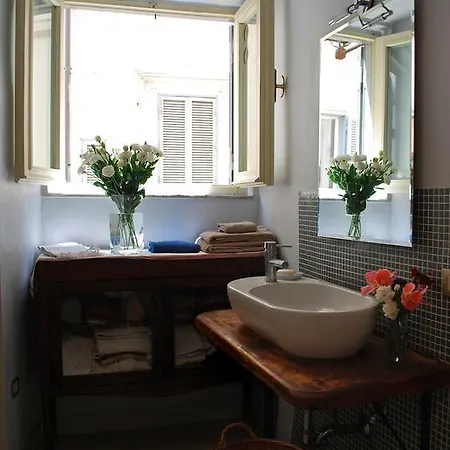 Apartment Piazza Farnese Rome