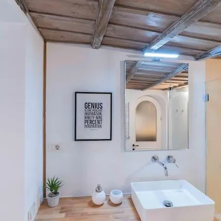 Biscione Loft * רומא