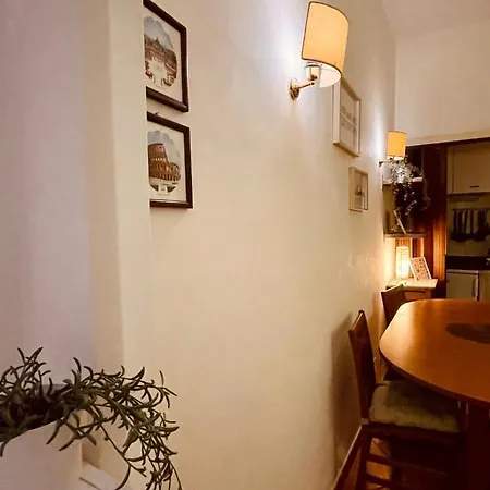 Downtown Apartment_sistina Appartamento *