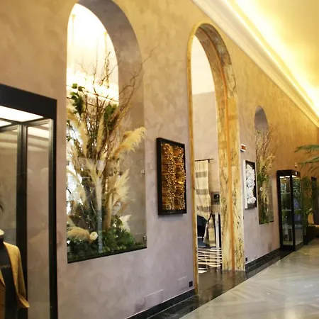 Th - Carpegna Palace Hotel