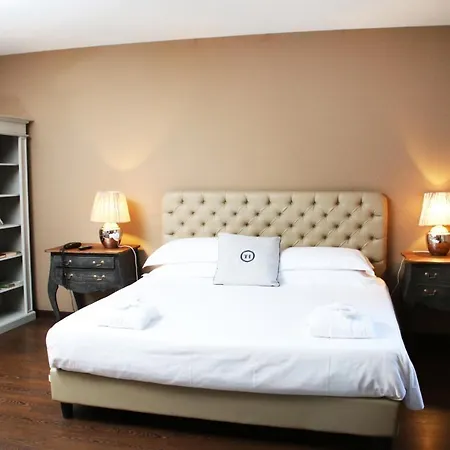 Th - Carpegna Palace 4*