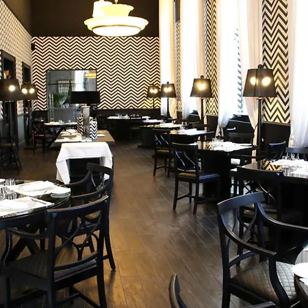Th - Carpegna Palace 4* Řím