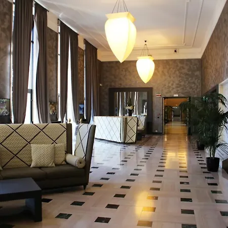 Th - Carpegna Palace 4* Řím