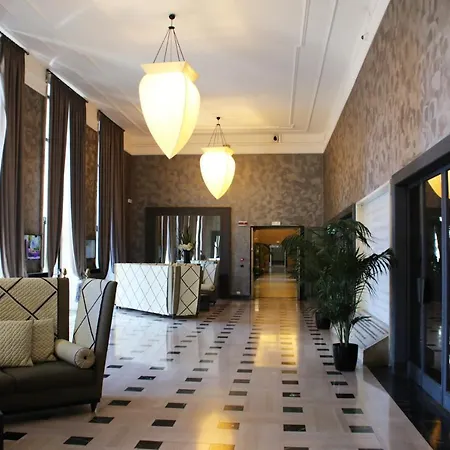 Th - Carpegna Palace 4*