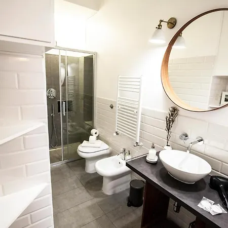 Apartment Lovely And Modern Flat Near The Colosseum Rome