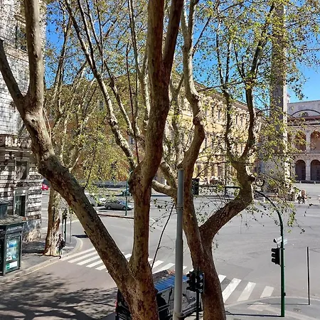 Ych-sweet Near Colosseo Apartment