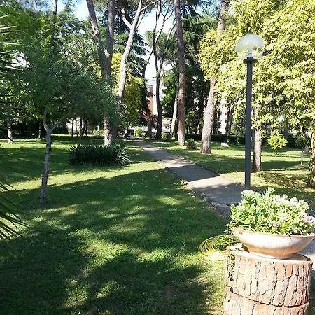 Dei Giuochi Delfici Guest house 2*