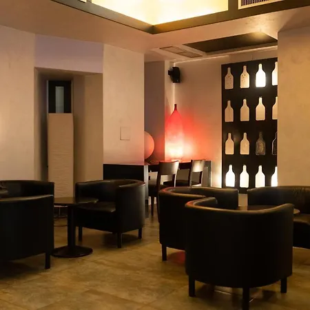 Re Di Hotel 3*