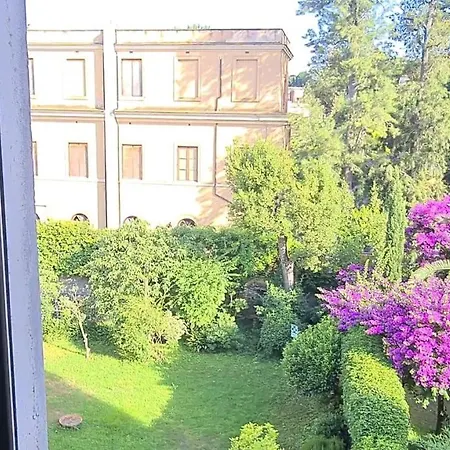 Riari Garden Bed & Breakfast 5*