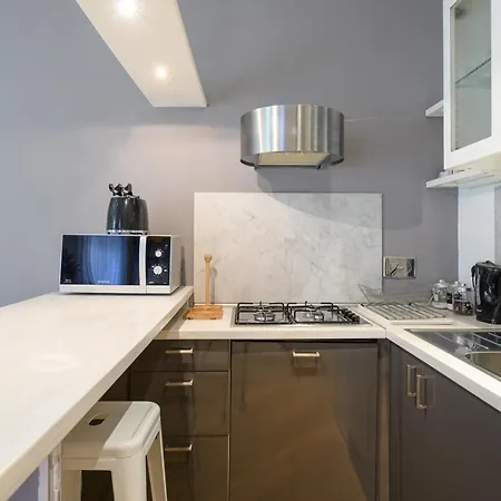 Apartment Via Nicola Fabrizi *