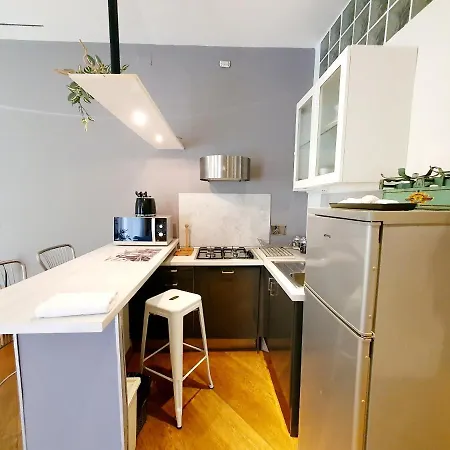 Via Nicola Fabrizi Apartment