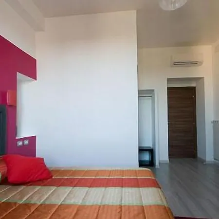 Hotel Mf 3*