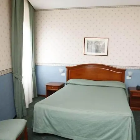 Hotel Adriatic Rome