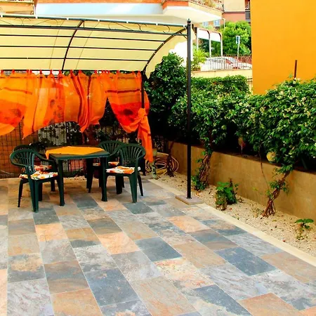 Casa E Per Vacanze Bonifazi Hébergement de vacances *