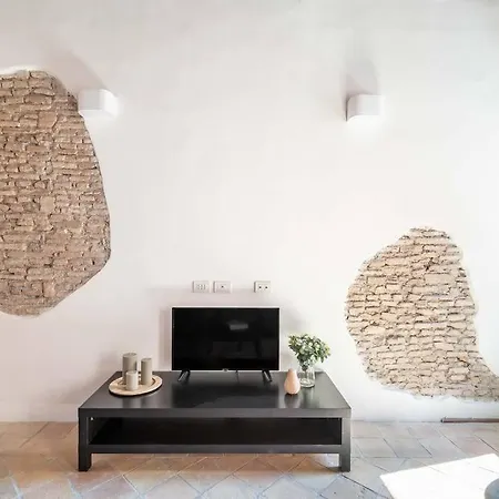 Apartment Maison Leonardo Al Colosseo Rome