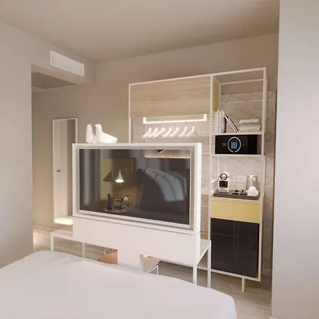 Hotel Adesso Rome