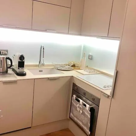 Apartment Romanlux *