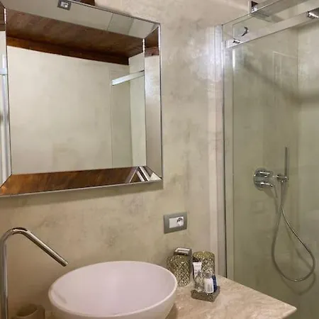 Romanlux Apartment