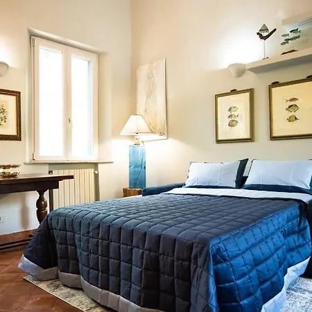 Casa vacanze Romantica Centro Storico Con Giardino Privato Roma