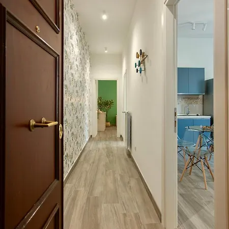 Etta - Close Vatican Museum Apartment *
