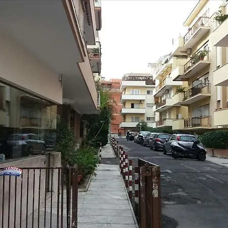 Apartamento St. Peter - Loft At 50m From Metro Roma