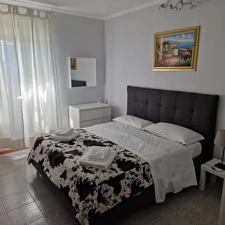 Guest house Hello 2.0 *