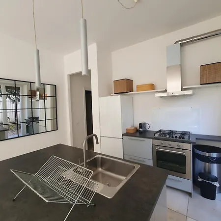 Trastevere Marlu Garden House Apartment Rome