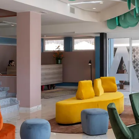 Adesso Hotel
