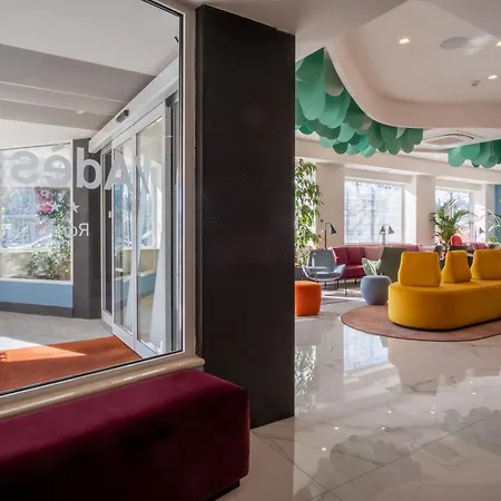 Hotel Adesso