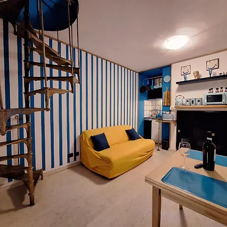 Apartment ωlimpiα