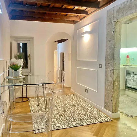 Romanlux Apartment *
