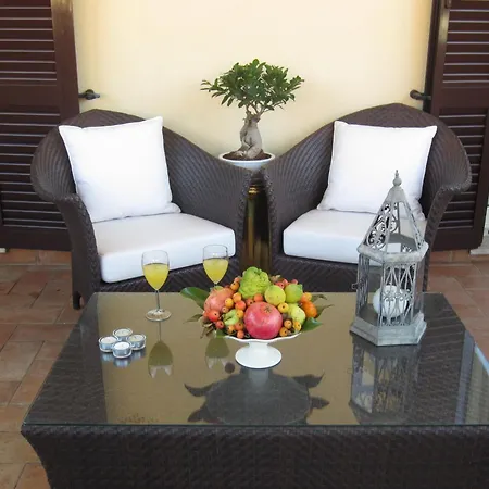 Aparthotel Dea 2*